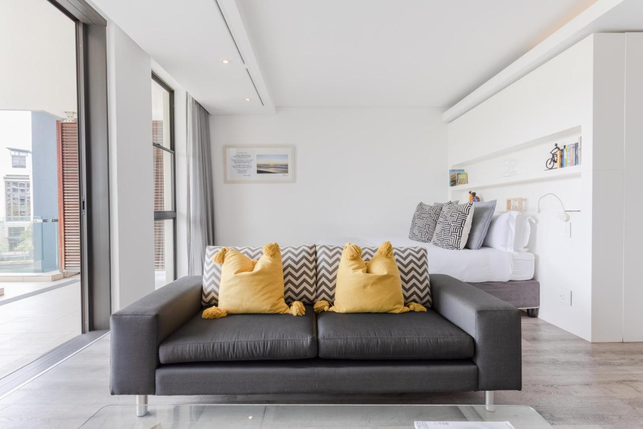 204 Juliette * Cape Town